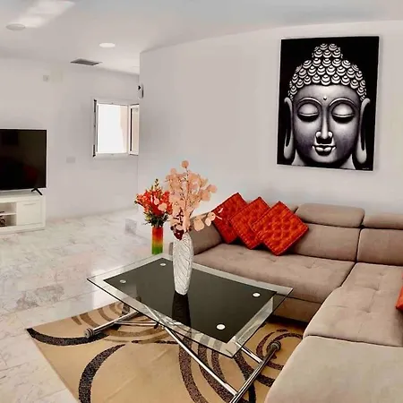 Siam, Great Views, Pool, A/c Villa *