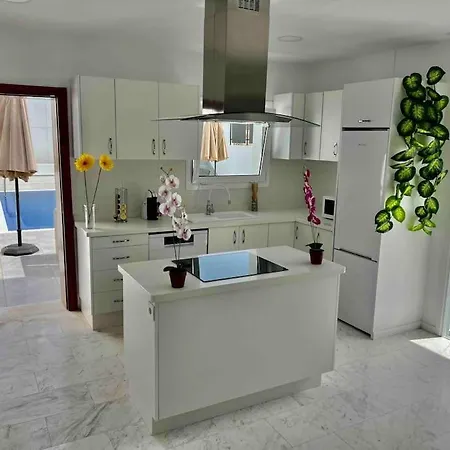 Villa Siam, Great Views, Pool, A/c